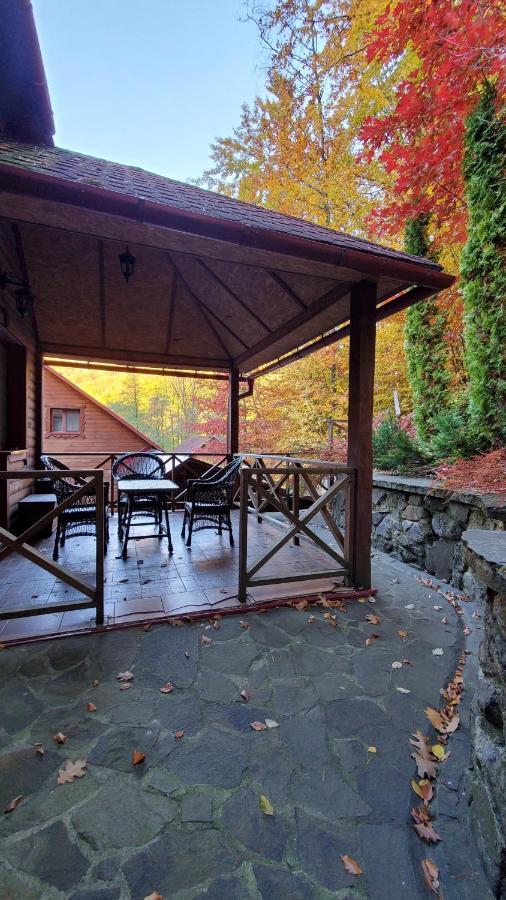 Elf-Cottage Tur'ya Paseka Extérieur photo