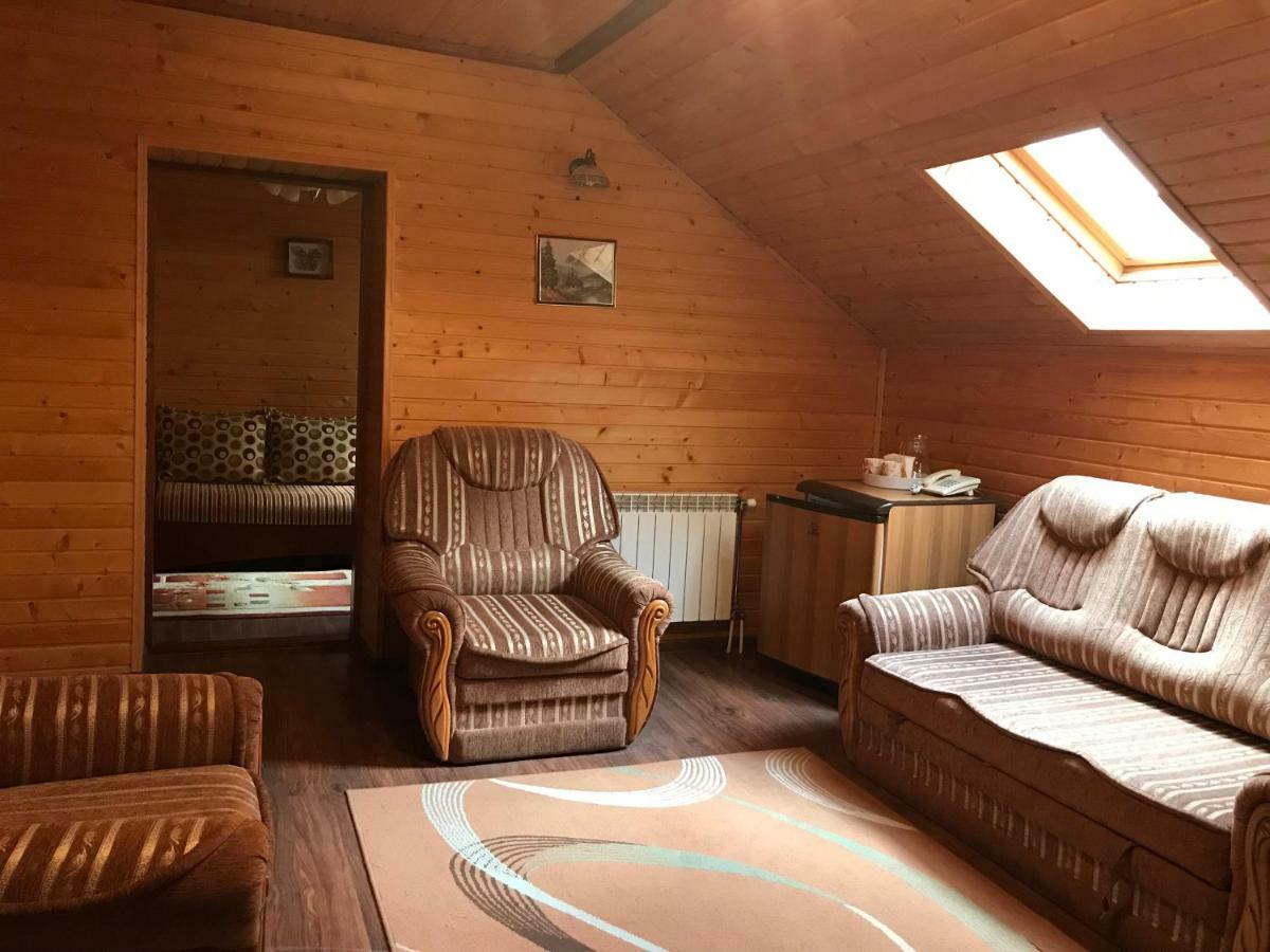 Elf-Cottage Tur'ya Paseka Extérieur photo