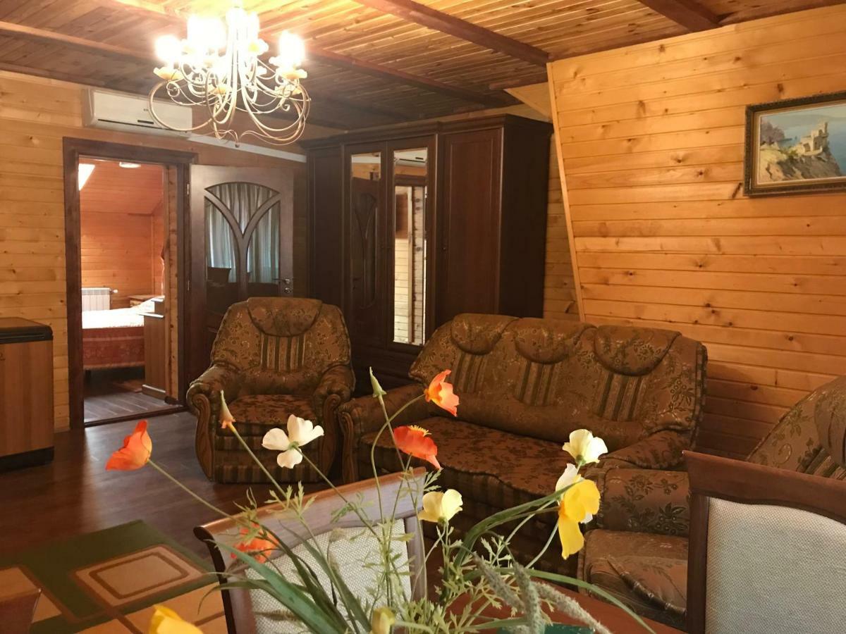 Elf-Cottage Tur'ya Paseka Extérieur photo